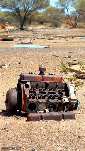 Rusty V8 Engine, WA.